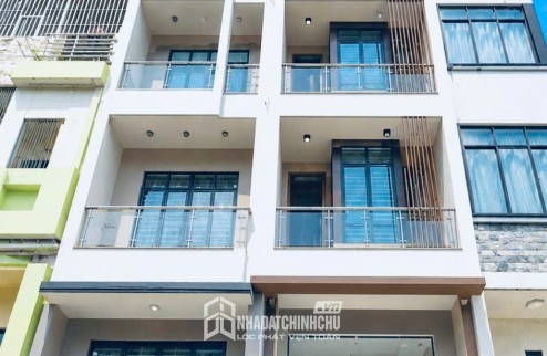 Bán lỗ 19,5 tỉ tòa nhà 7 tầng Vip đường Lê Thánh Tông trung tâm phố cổ Hạ Long