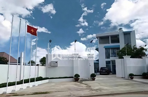 CHO THUÊ XƯỞNG QL22 - TÂN THỚI NHÌ - HÓC MÔN 1300M2 GIÁ 95 TRIỆU