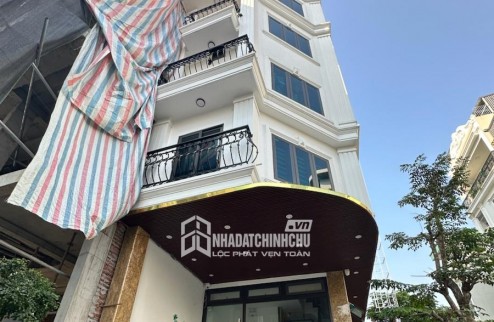 (Siêu Phẩm) CHDV 70m2x8T ngõ 218 Đội Cấn cách ô tô tránh và bãi 5m. DT 1,1 tỷ/năm - 15,3 tỷ bao phí