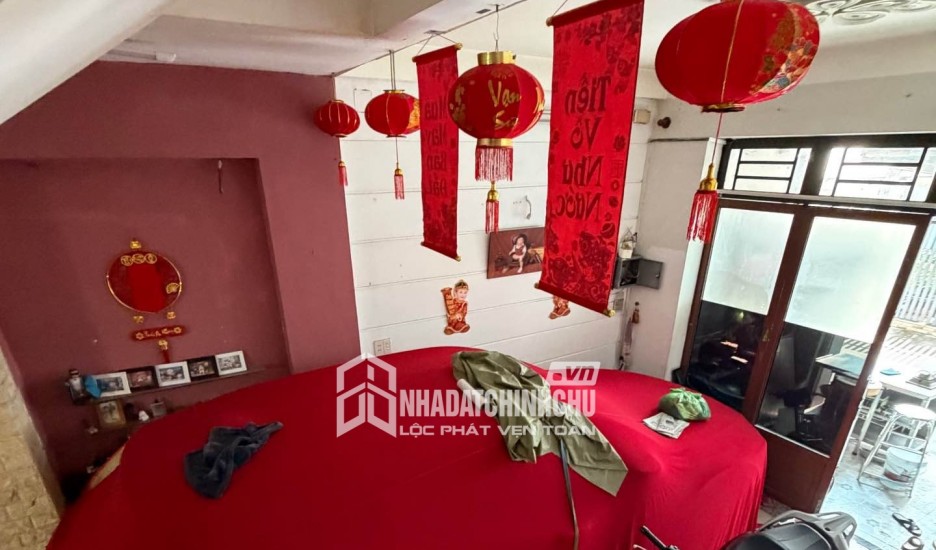 Chủ Giảm Mạnh 500 Triệu, ngay hương lộ 2. Nhà Còn 5.5 Tỷ.