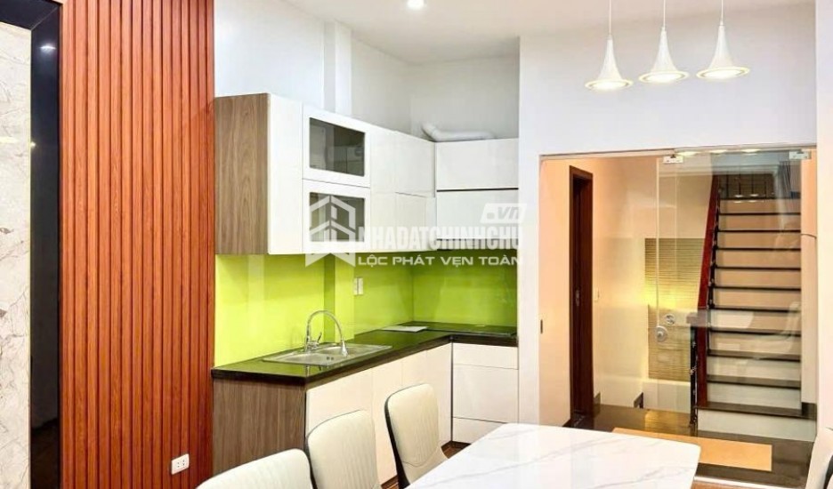 BÁN NHÀ ĐỨC GIANG 50M2, 3 TẦNG, NGÕ NÔNG RỘNG THOÁNG, SÂN CÔNG VIÊN