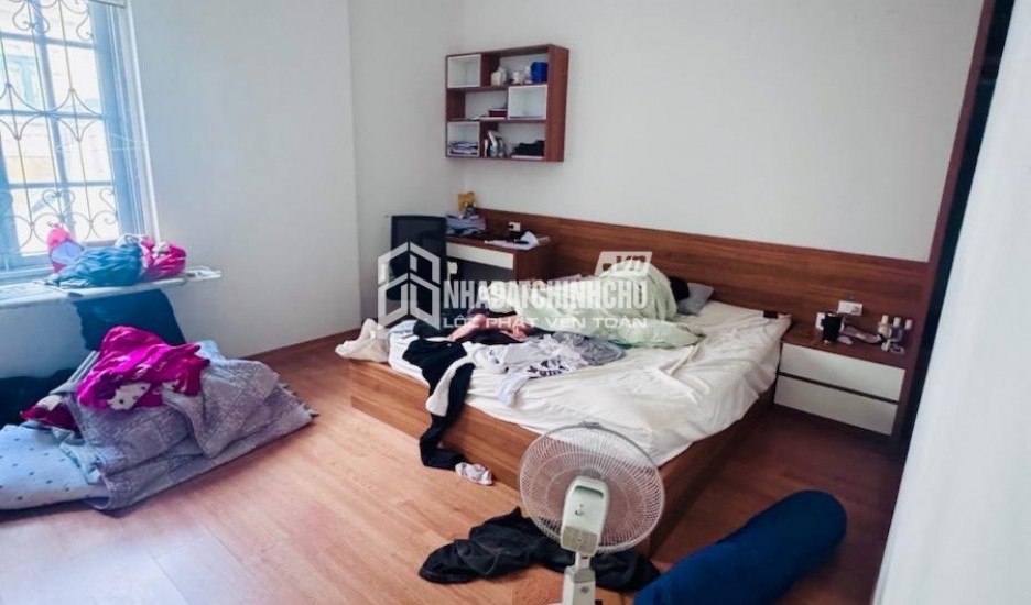 Cần cho thuê nhanh Shophouse sát góc khu vực sầm uất nhất Tây HN, cực Hiếm nhà trống