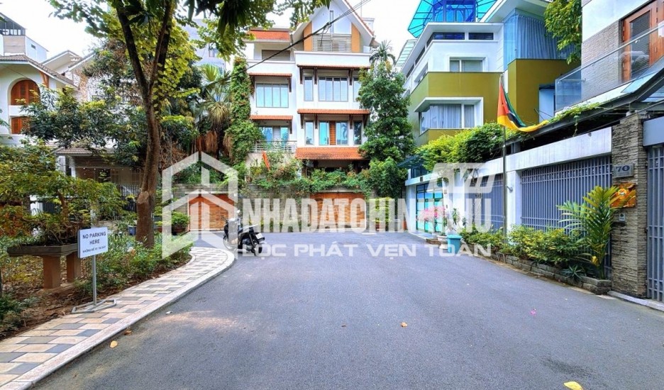 CHO THUÊ MBKD HÀNG ĂN UỐNG SẠCH SẼ NGUYỄN VĂN HUYÊN, 5 TẦNG, THANG MÁY
