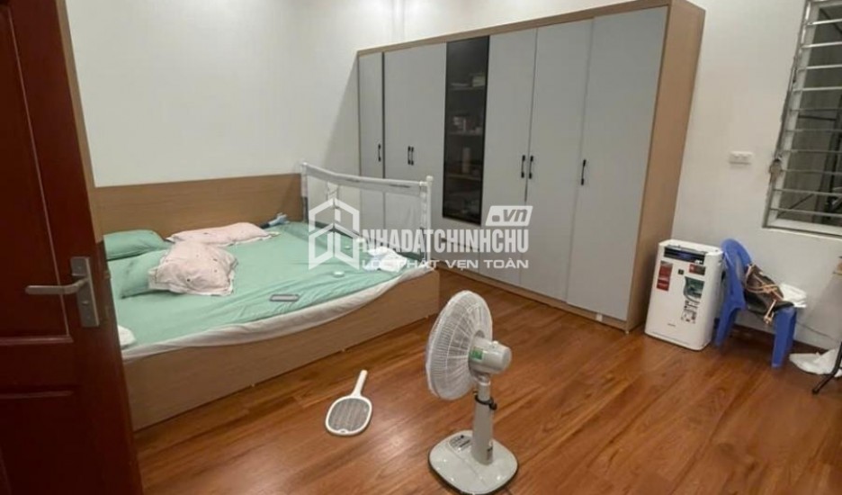 BÁN NHÀ BỒ ĐỀ 61M2, 5 TẦNG, Ô TÔ VÀO NHÀ,THANG MÁY, NHÀ GẦN HỒ BỒ ĐỀ, GẦN PHỐ,Ở LUÔN