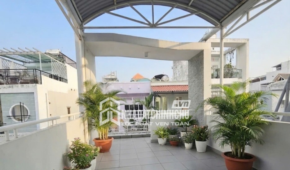 Bán nhanh nhà hàng Hồng Anh gần đền Cửa Ông Vân Đồn