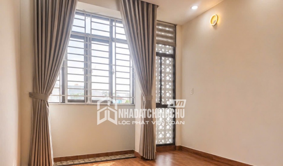 Bán nhà riêng tại Nhà số 2 ngõ 4, Mon Bay Hạ Long, giá thỏa thuận, 108,1m2