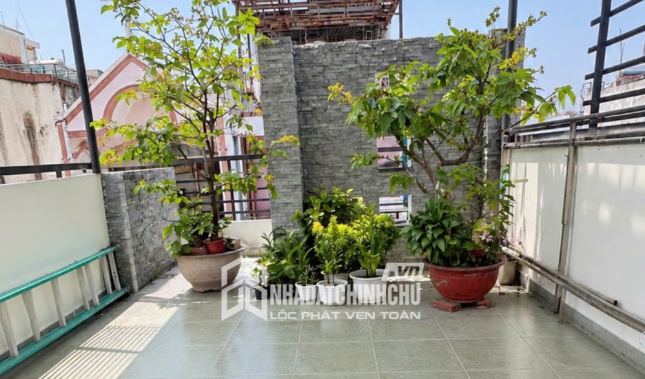 Bán nhà mặt phố Hoàng Quốc Việt, Hạ Long DT 1378m2, MT 28.5m, 2 tiền trước sau. Đường rộng 50m