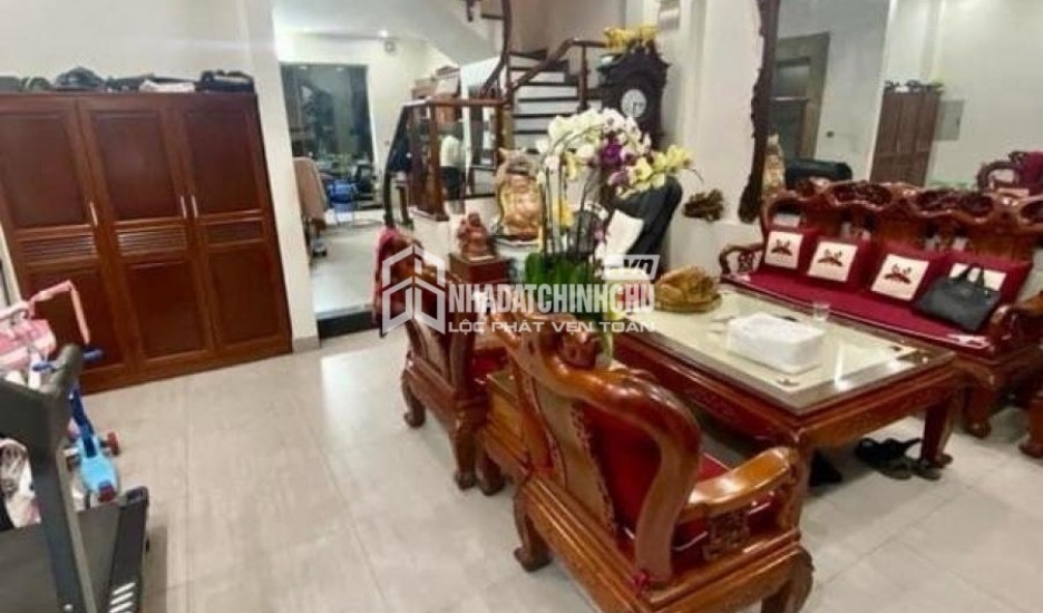 Siêu phẩm nhà 3 tầng tâm huyết Đường Bùi Thị Xuân - Chỉ 4,2X tỷ!