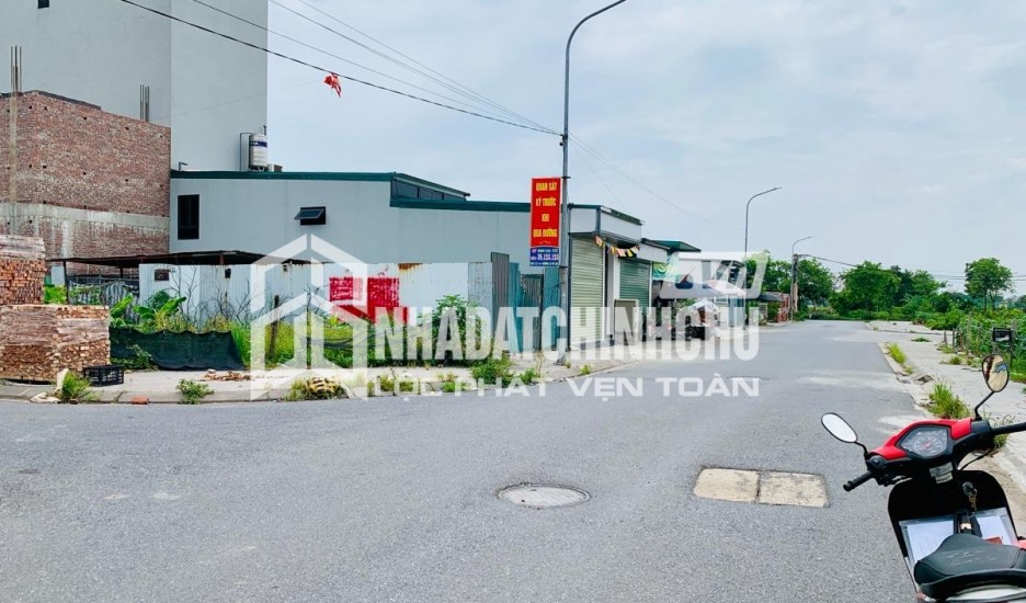 Bán nhanh lô đất quá đẹp tại 22 Tôn Thất Sơn, Thuỷ Phương giá chỉ hơn 1Tỷ