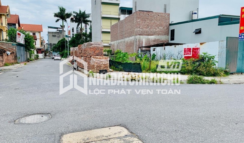 Bán nhanh lô đất quá đẹp tại 22 Tôn Thất Sơn, Thuỷ Phương giá chỉ hơn 1Tỷ