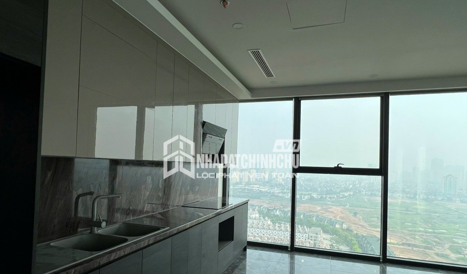 CHO THUÊ CH 3PN I 175M2.  SUNSHINE  GOLDEN – NỘI THẤT CƠ BẢN, VIEW CÔNG VIÊN, VÀO Ở NGAY
