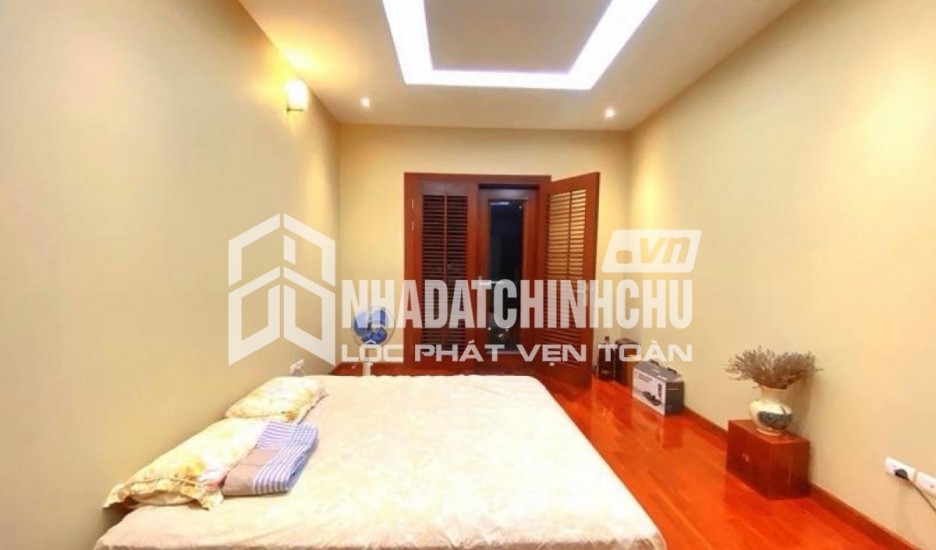 Cho thuê nhà 3 tầng mặt tiền ĐIỆN BIÊN PHỦ giá tốt