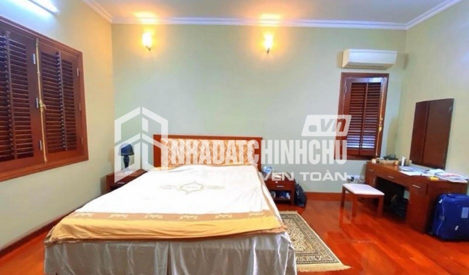 Cho thuê nhà 3 tầng mặt tiền ĐIỆN BIÊN PHỦ giá tốt