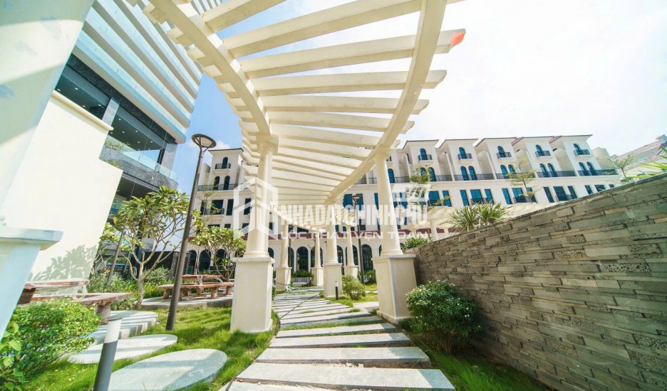Bán SH Sunshine Golden River 96.24m²  442m² Sàn Xây Dựng  View Công Viên  Giá Tốt 47 Tỷ