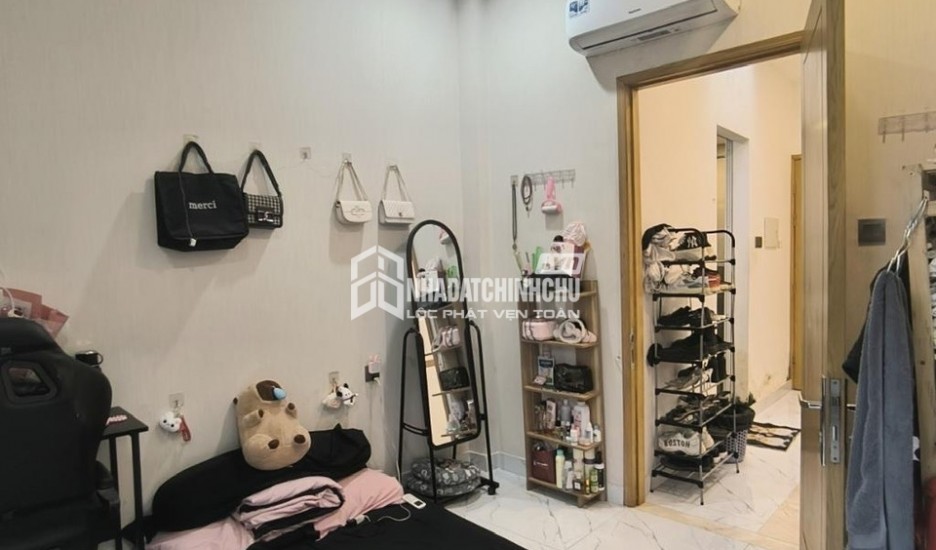 Mặt đường Nguyễn Công Trứ - 35m2 - ngang 3m - vuông đét - 2 tầng - giá 6,5 tỷ
