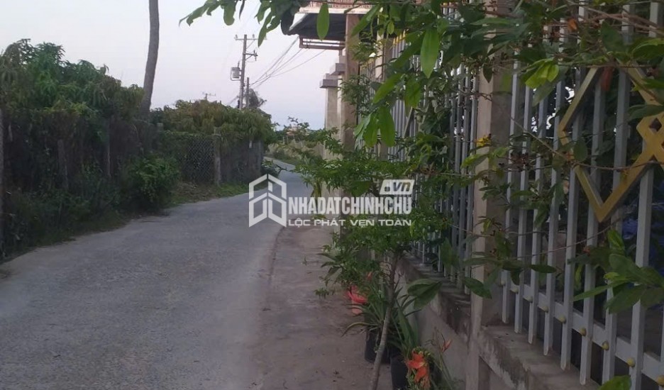 CHÍNH CHỦ CẦN BÁN ĐẤT TẶNG NHÀ ĐẸP TẠI Thạnh Hải, Thạnh Phú, Tỉnh Bến Tre