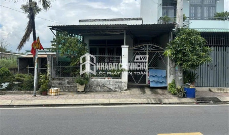 HOT HOT – CHÍNH CHỦ CẦN BÁN NHÀ MẶT TIỀN TẠI X. Thới Tam Thôn, H. Hóc Môn, TP. HCM