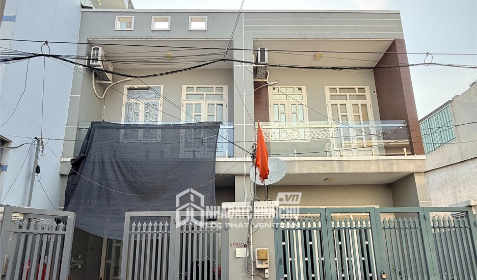 CHÍNH CHỦ CẦN BÁN ĐẤT VỊ TRÍ ĐẸP  TẶNG KÈM NHÀ 2 TẦNG Phường Bình Hưng Hòa B, Bình Tân, HCM