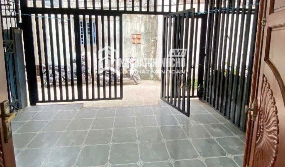 BÁN NHÀ 2 MẶT TIỀN HẺM XE HƠI QUỐC LỘ 50 BÌNH CHÁNH - 98M2 (4X23.3M) - CÁCH MT 10M - 4PN - GIÁ 5.5 TỶ