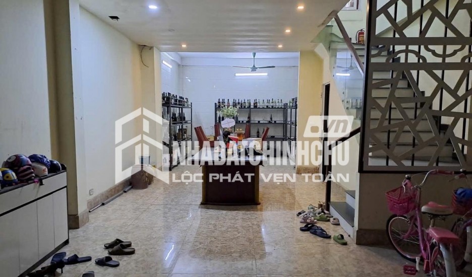 BÁN NHÀ NGỌC THỤY 48M2, 5 TẦNG DÂN XÂY, Ở NGAY, LÔ GÓC, NGÕ THÔNG, TẶNG NỘI THẤT