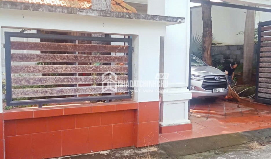 GIẢM NGAY 300 TRIỆU - CHÍNH CHỦ BÁN NHÀ BIỆT THỰ 250M² GẦN QUỐC LỘ 1, KHU DÂN CƯ ĐÔNG ĐÚC - GIÁ CHỈ 4,25 TỶ