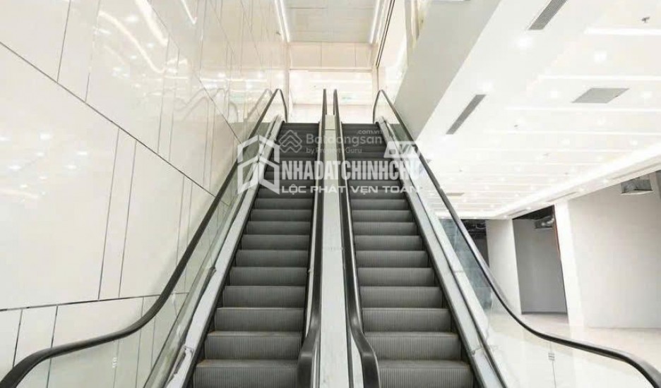 Cho thuê văn phòng ROX Tower Goldmark Tầng 21 căn 03A  Hồ Tùng Mậu