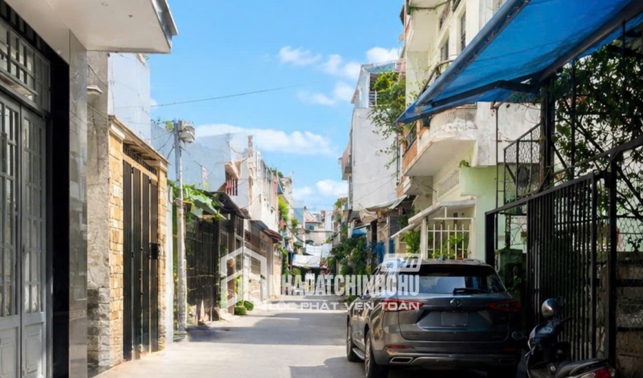 Bán nhanh nhà hàng Hồng Anh gần đền Cửa Ông Vân Đồn