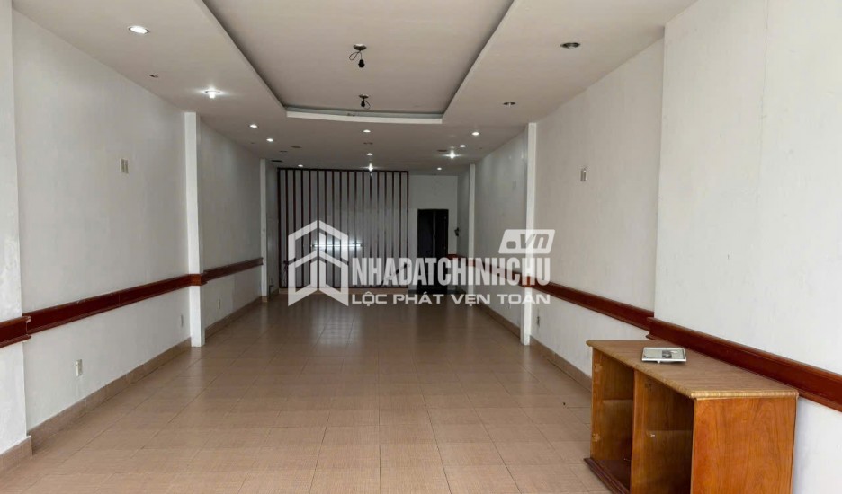 SIÊU PHẨM MẶT TIỀN CỘNG HÒA KINH DOANH SẦM UẤT – VỊ TRÍ VÀNG, DÒNG TIỀN CHO THUÊ LÊN ĐẾN 55 TRIỆU/THÁNG
