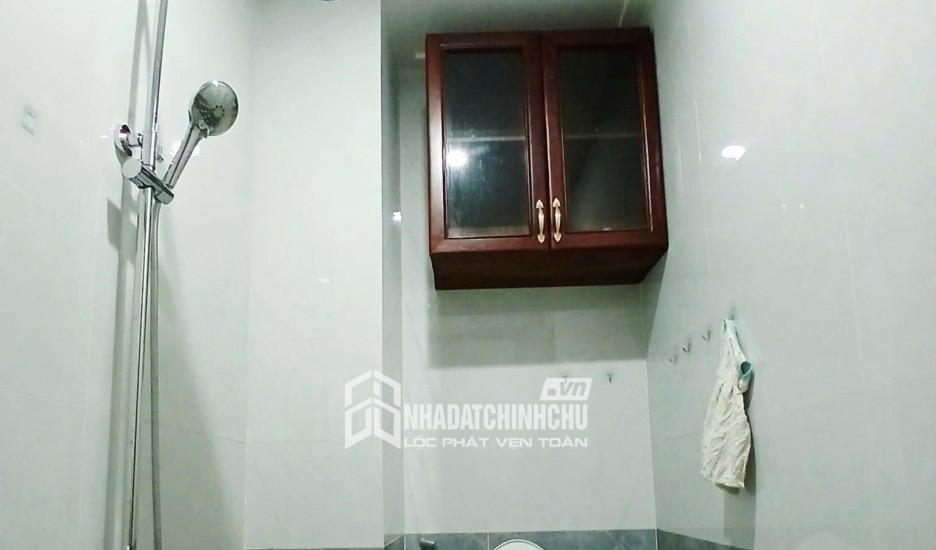 Bán nhà mặt phố tại 303, Nguyễn Trung Trực, Vĩnh Bảo, Rạch Giá, 15,2 tỷ, 150m2 chỉ với giá ưu đãi