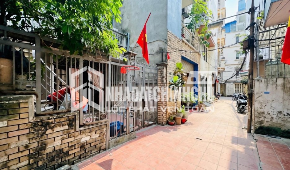 BÁN NHÀ! MẶT NGÕ THÔNG OTO TRÁNH - THANH BÌNH, HÀ ĐÔNG - KINH DOANH - NHÀ ĐẸP Ở NGAY
