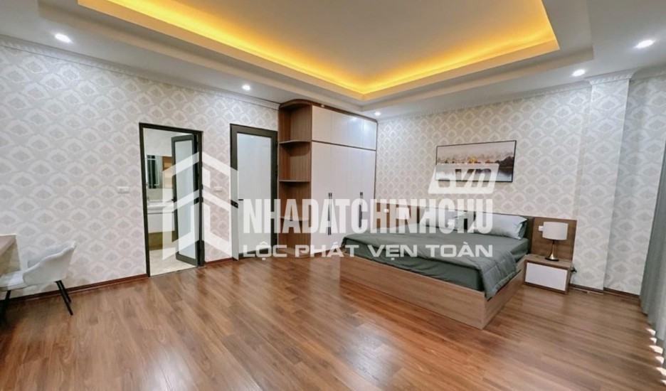 BÁN NHÀ NGUYỄN VĂN CỪ 70M2, NHÀ DÂN XÂY Ở NGAY, NGÕ Ô TÔ, MẶT PHỐ