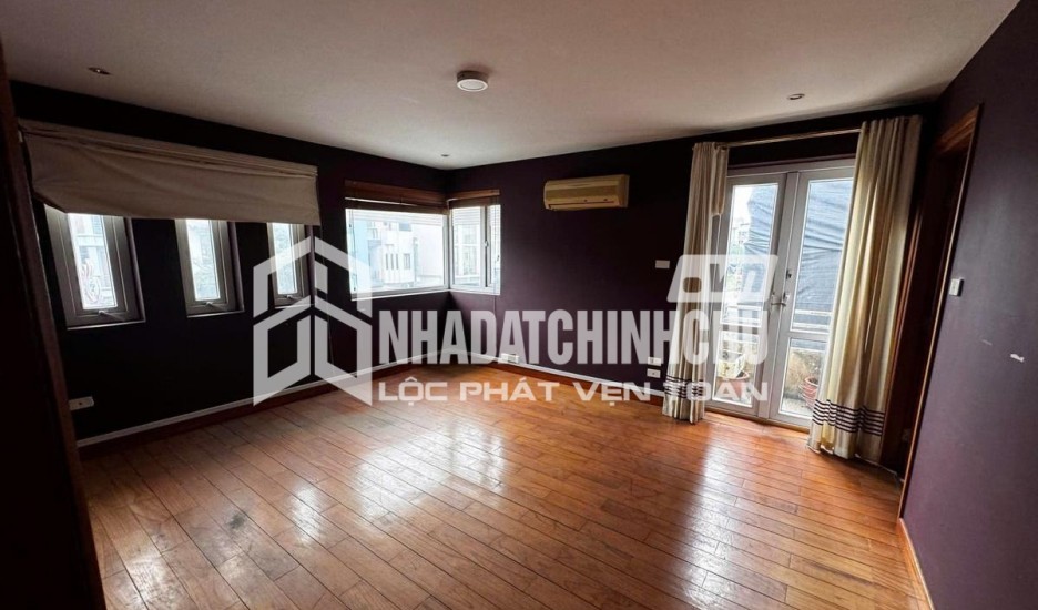Cho thuê nhà tại ngõ 104 Phố Trung Liệt, Đống Đa, HN, 78m2, 4 tầng, 2 WC, 4 ngủ, 12 triệu/thang