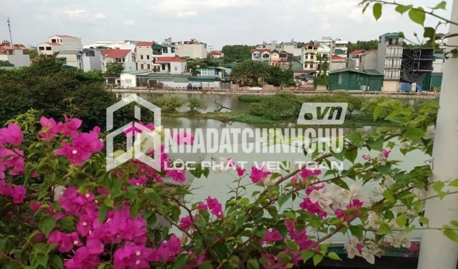 BÁN NHÀ BỒ ĐỀ 92M2, 4 TẦNG DÂN XÂY Ở NGAY, GẦN MẶT ĐƯỜNG, CÓ SÂN RỘNG.