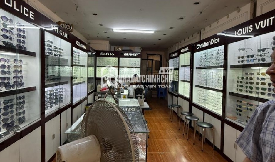 Cho Thuê nhà MP Hoàng Quốc Việt, Cầu Giấy, 161m- 6T- MT 10m- Thông sàn- Giá 250tr