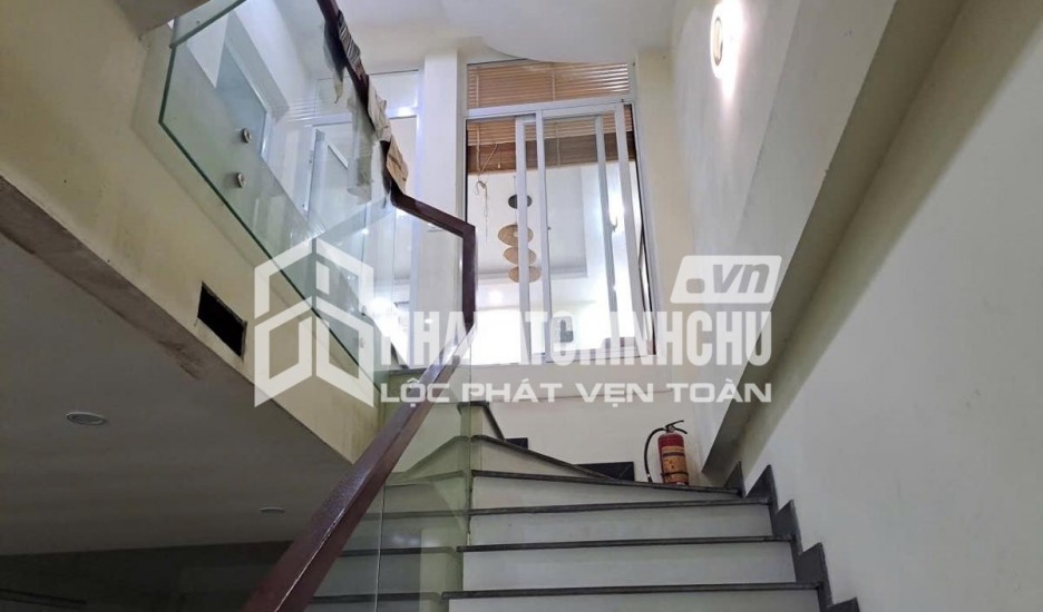 BÁN NHÀ NGỌC THỤY 48M2, 5 TẦNG DÂN XÂY, Ở NGAY, LÔ GÓC, NGÕ THÔNG, TẶNG NỘI THẤT
