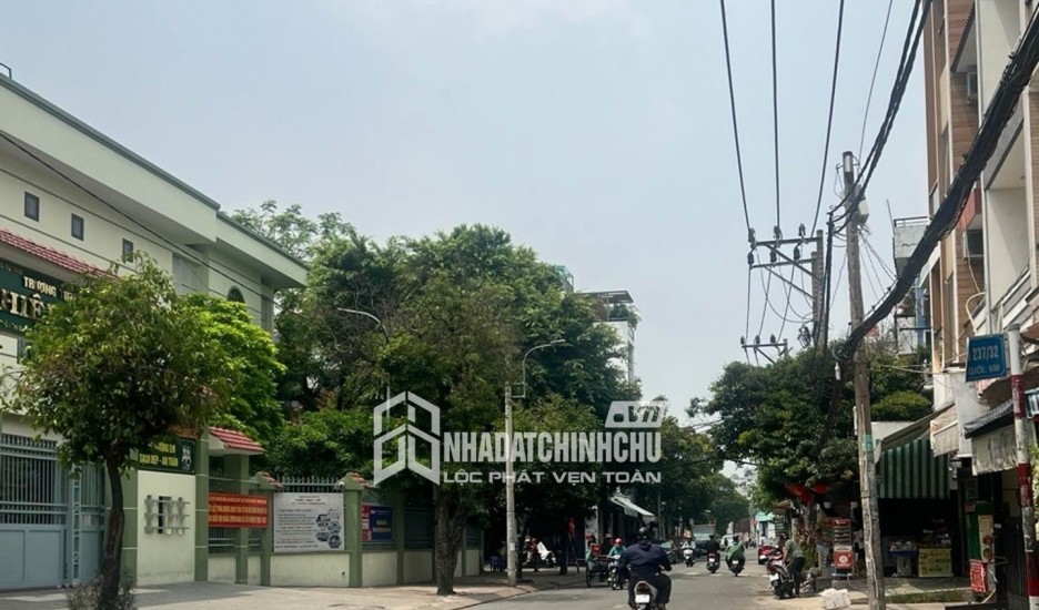 TÂN PHÚ GẦN ĐẦM SEN,NHÀ MỚI VÀO Ở NGAY, NGAY TÔ HIỆU, TRƯỜNG HIỆP TÂN - 4 TẦNG - 4.25 x 11M - NHỈNH 6 TỶ TL