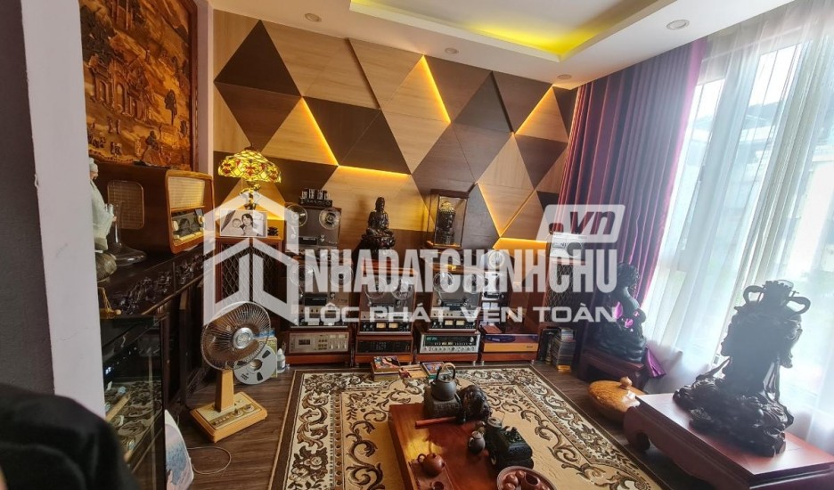 BÁN NHÀ VIỆT HƯNG 78M2, 4 TẦNG DÂN XÂY, NGÕ THÔNG, Ô TÔ ĐỖ CỬA, GẦN VƯỜN HOA, SÂN RỘNG