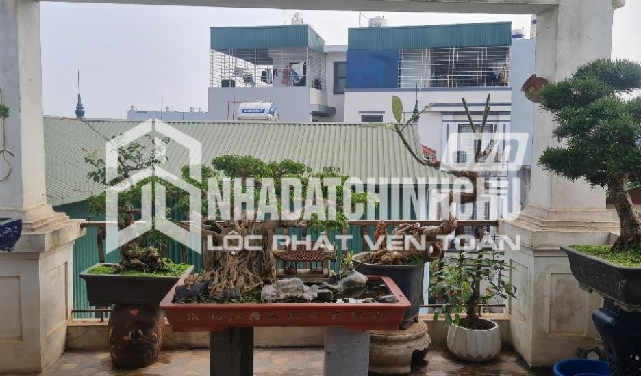 BÁN NHÀ VIỆT HƯNG 78M2, 4 TẦNG DÂN XÂY, NGÕ THÔNG, Ô TÔ ĐỖ CỬA, GẦN VƯỜN HOA, SÂN RỘNG