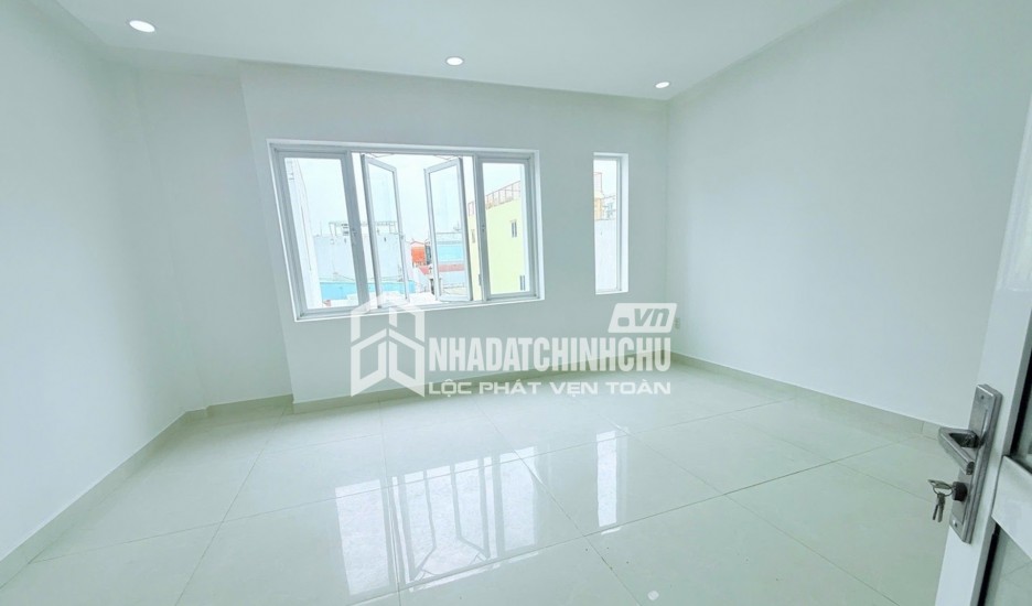 NHÀ 3 TẦNG KIÊN CỐ ,45M2,HẺM ĐẸP THÔNG PHÙ HỢP MUA Ở HOẶC CHO THUÊ GIỮ TIỀN ĐẦU TƯ, CHỈ NHỈNH 4 TỶ