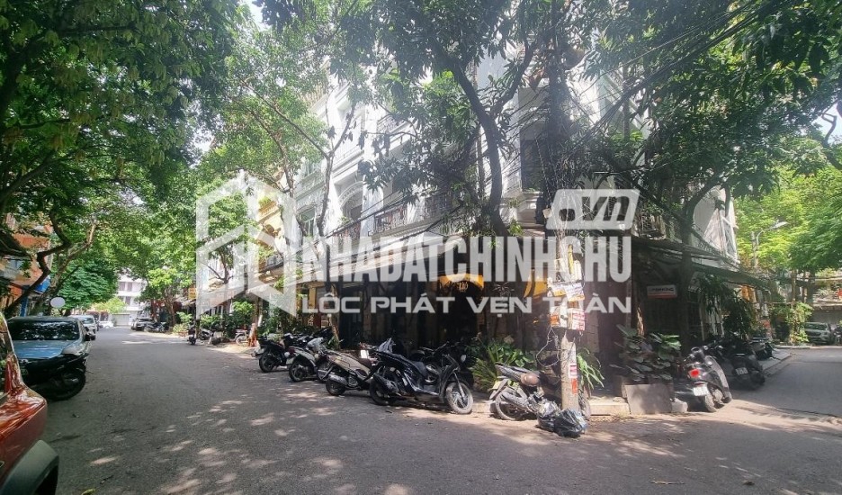 Bán nhà Lê Trọng Tấn, Thanh Xuân, 46m, 4 tầng, giá 18 tỷ, gần ô tô, cách phố 100m, 2 thoáng