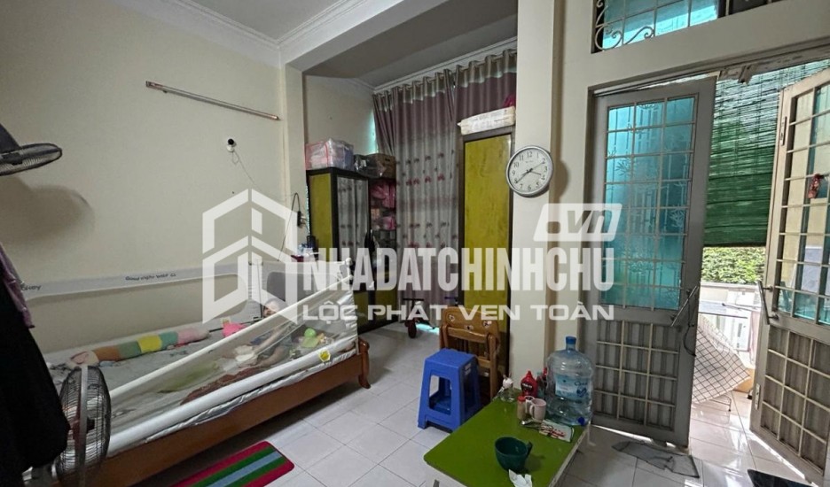 Cho thuê nhà ngõ ô tô Giải Phóng- Hoàng Mai, Hà Nội.DT 45m2, 4tầng  - Giá 16 Triệu (CTL) - KD, VP, KHO