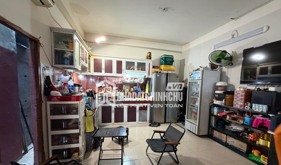 Chủ Giảm Mạnh 500 Triệu, ngay hương lộ 2. Nhà Còn 5.5 Tỷ.
