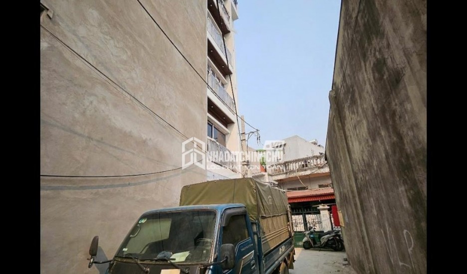 BÁN NHÀ BỒ ĐỀ 5 TẦNG, Ở NGAY , GẦN Ô TÔ, GẦN HỒ BỒ ĐỀ, CÓ BÃI GỬI XE Ô TÔ GẦN NHÀ