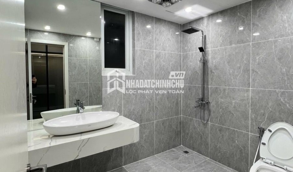 Căn hộ 124m2 3PN Mỹ Đình 1 full nội thất giá rẻ sập sàn chỉ nhỉnh 9 tỷ