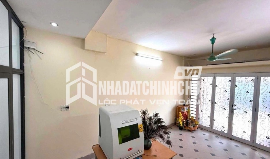 CHO THUÊ NHÀ MẶT PHỐ CHÙA LÁNG, ĐỐNG ĐA 72M2, 5 TÂNG, MT 5M, 6P, 4 WC, GIÁ 45 TRIỆU