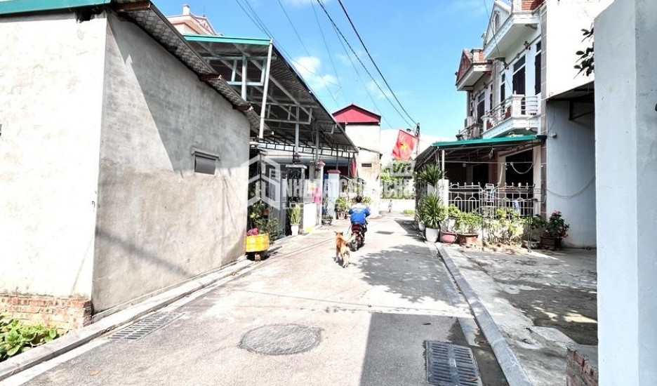 Bán gấp nhà Thống Nhất Gò Vấp chỉ 3,5 tỷ tới 45m2, 3 tầng, tiện ích xung quanh không thiếu gì, khu dân cư yên tĩnh