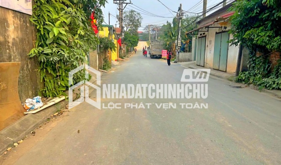 Cần thanh lý 3.627 m2 x 15 triệu - Có 1.200 m đất ở Gồm trụ sở 5 tầng - 3 kho 3 cẩu. - trạm điện 3 pha đường 2 xe công ten nơ tránh nhau -cách ql6