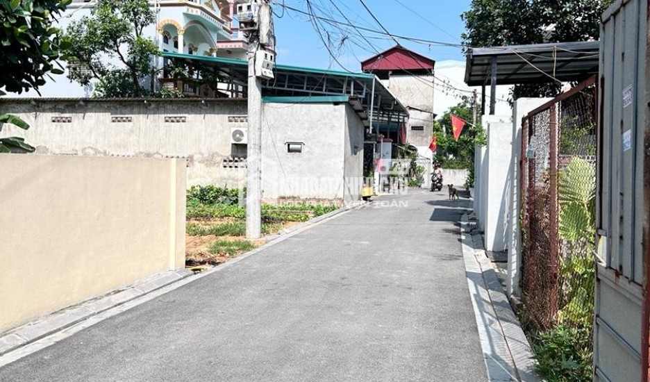 Bán gấp nhà Thống Nhất Gò Vấp chỉ 3,5 tỷ tới 45m2, 3 tầng, tiện ích xung quanh không thiếu gì, khu dân cư yên tĩnh