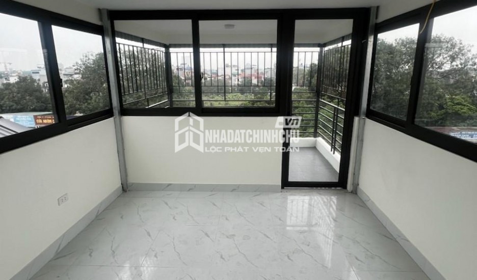 BÁN NHÀ NGUYỄN VĂN CỪ 51M2, Ô TÔ ĐỖ CỬA, 2 MẶT THOÁNG, KHU VỰC DÂN TRÍ CAO CHỈ 4 TỶ
