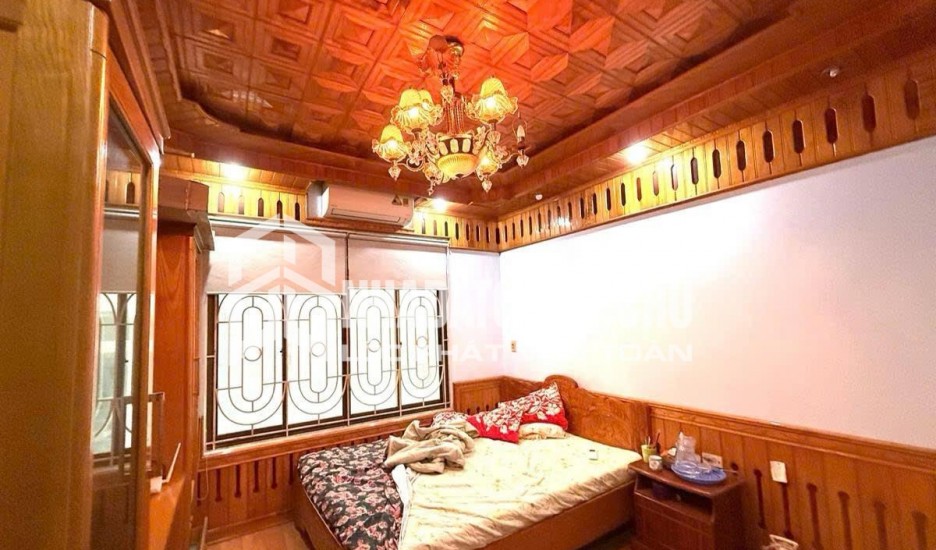 Bán nhà Định Công Hoàng Mai, gần chợ, oto, khu vực trung tâm, gần chợ, tiện ích bạt ngàn